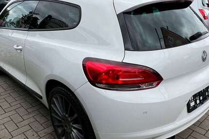 VW Scirocco 47.000 km 11.900 € Berlin 13086