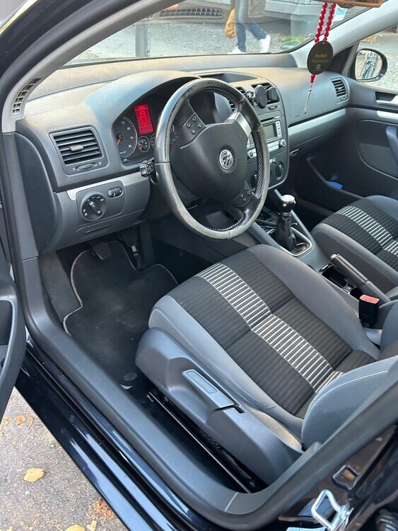 VW Golf 76.000 km 4.500 € Berlin 10178