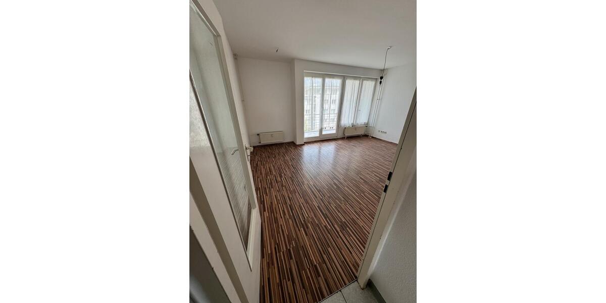 Etagenwohnung Berlin Reinickendorf - 2 Zimmer, 64 m&sup2;, 1.380&euro; | Angebot:26621043