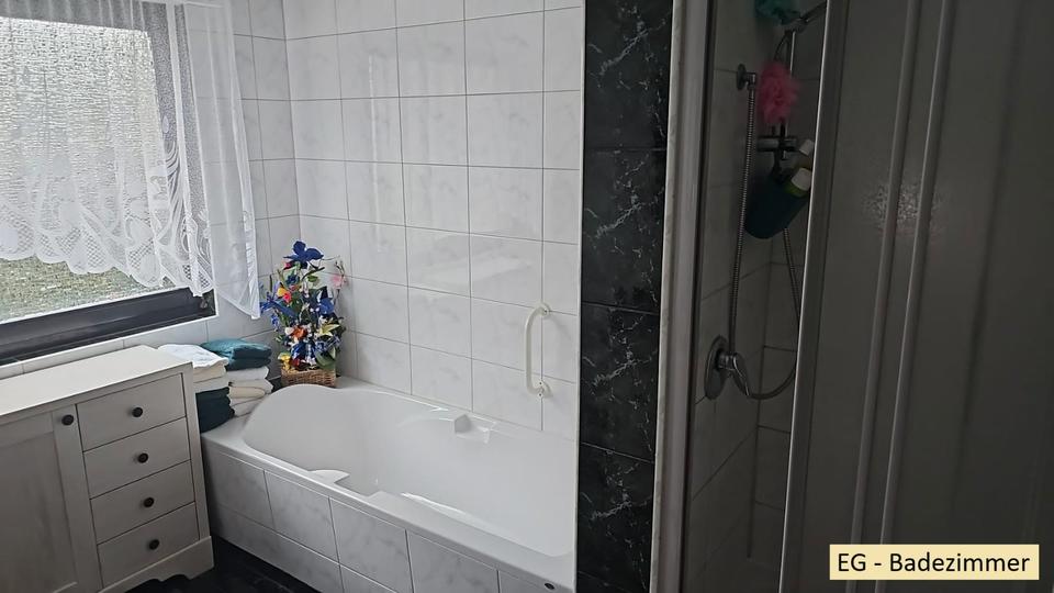 Einfamilienhaus Berlin Spandau - 9 Zimmer, 245 m&sup2;, 829.000&euro; | Angebot:27130464