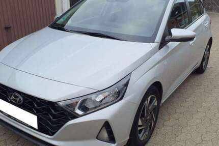 Hyundai i20 33.319 km 17.500 € Berlin 12359