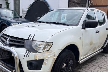 Mitsubishi L200 259.942 km 6.990 &euro; Berlin 14167