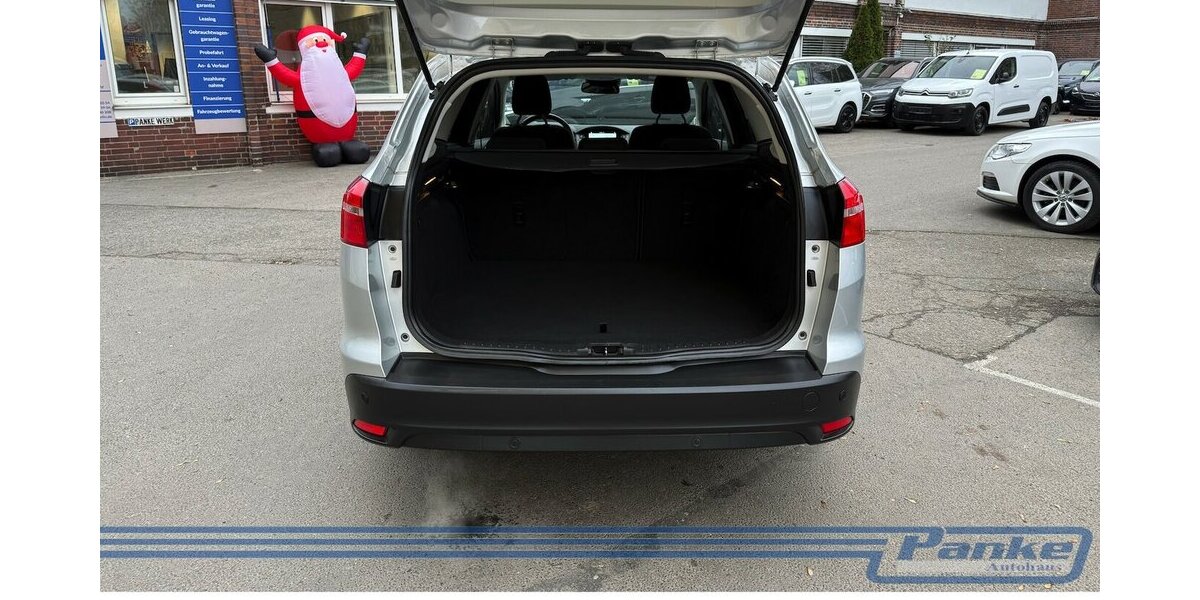 Ford Focus 1.0 EcoBoost Business*NAV*RFK*SHZ*Carplay* 111.786 km 7.480 &euro; Berlin 13187