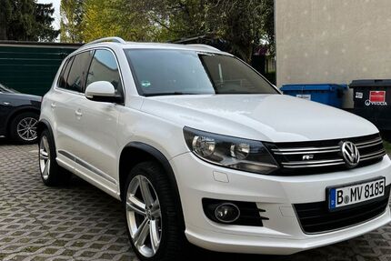 VW Tiguan 175.600 km 12.300 &euro; Berlin 12349
