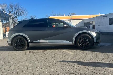 Hyundai IONIQ 5 25.300 km 33.500 &euro; Berlin 12305