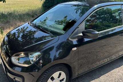 VW up! 175.980 km 3.250 € Berlin 10405