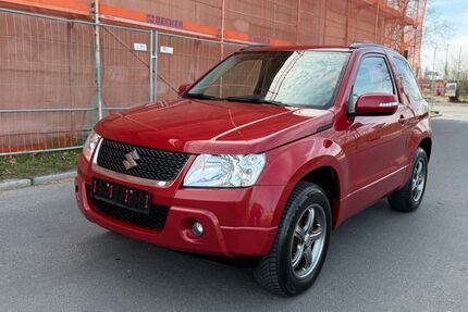 Suzuki Grand Vitara 83.000 km 7.999 &euro; Berlin 12057