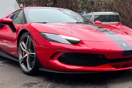 Ferrari 296 GTB 2.700 km 299.999 &euro; Berlin 10777