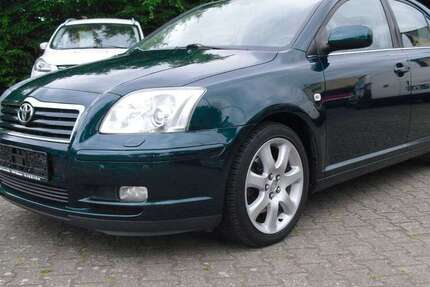 Toyota Avensis 131.477 km 3.950 &euro; Falkensee 14612