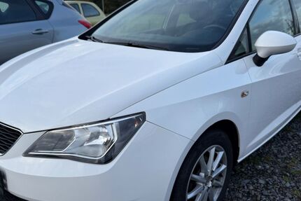 Seat Ibiza 153.000 km 4.400 € Wildau 15745