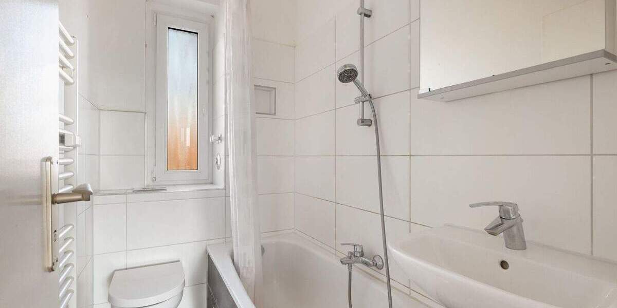 Etagenwohnung Berlin Borsigwalde - 2 Zimmer, 43 m&sup2;, 165.000&euro; | Angebot:25777892