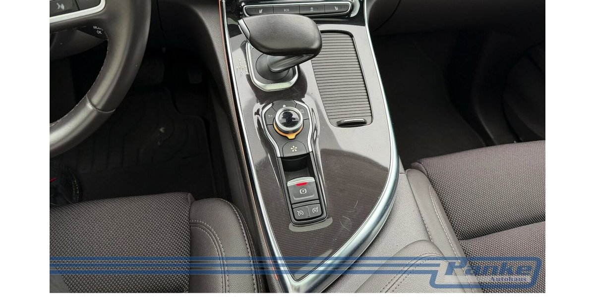 Renault Espace 1.6 dCI 160 Intens Aut.*Pano*LED*AHK*RFK* 197.112 km 8.990 &euro; Berlin 13187