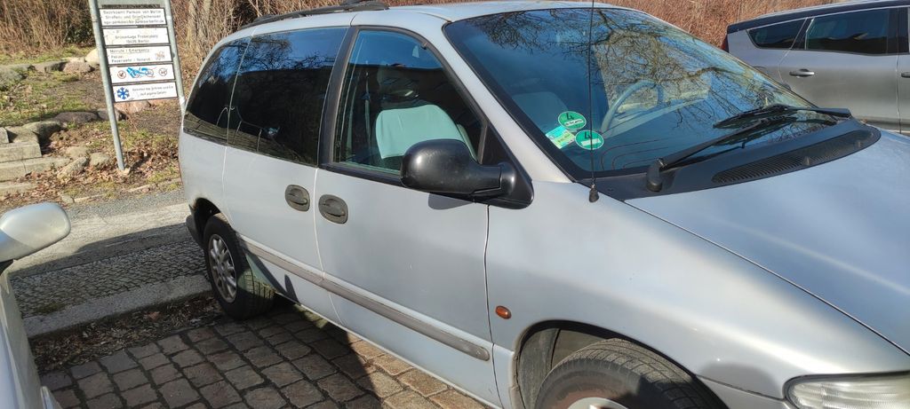 Chrysler Voyager 252.000 km 1.200 &euro; Berlin 10404
