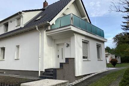 Haus Berlin Hellersdorf - 5 Zimmer, 129 m&sup2;, 4.500&euro; | Angebot:26060341