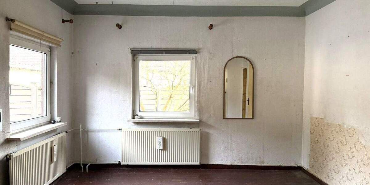 Einfamilienhaus zur vollständigen Sanierung in Bernau-Birkholzaue 3 zimmer