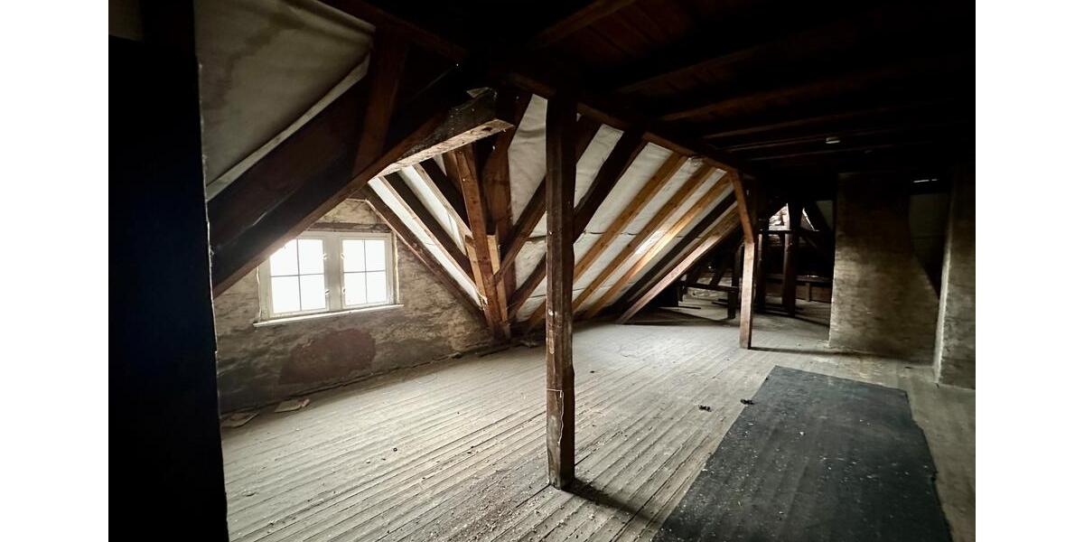 Etagenwohnung Potsdam Südliche Innenstadt - 12 Zimmer, 400 m&sup2;, 280.000&euro; | Angebot:25642690