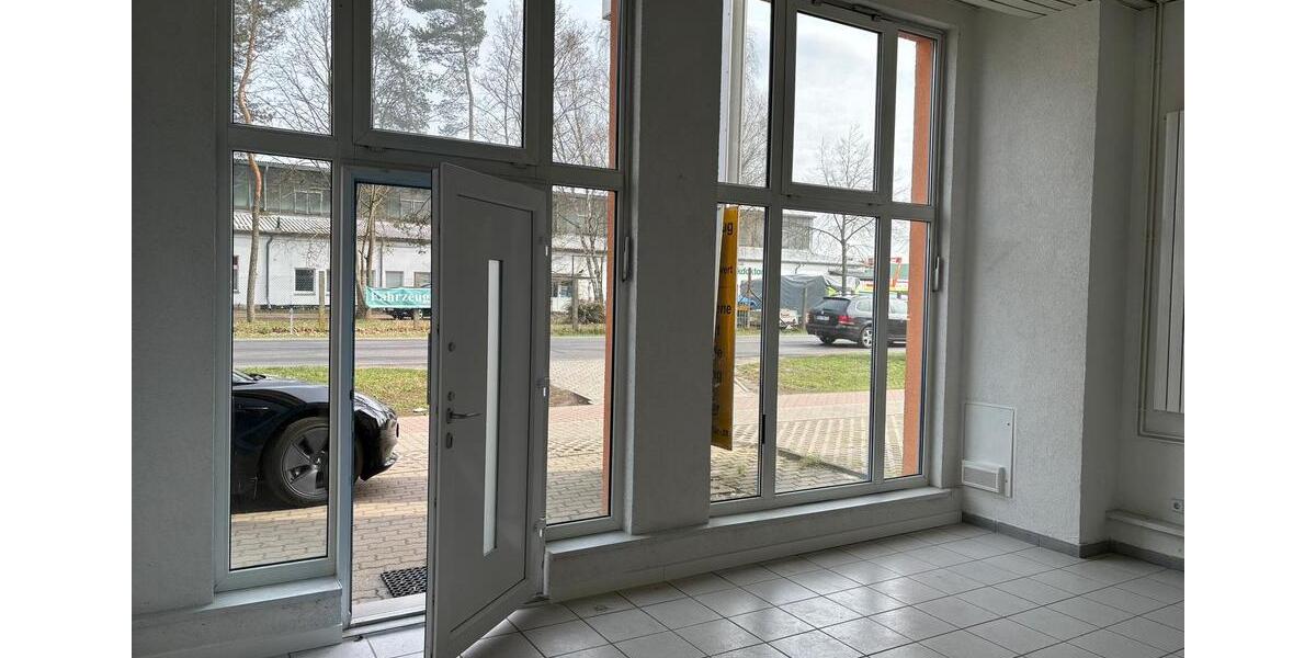 Gewerbeobjekt Oranienburg - 700&euro; | Angebot:25961449