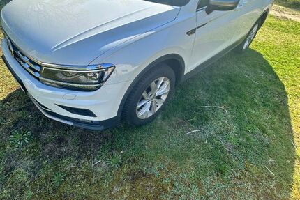 VW Tiguan Allspace 94.000 km 22.999 &euro; Eichwalde 15732