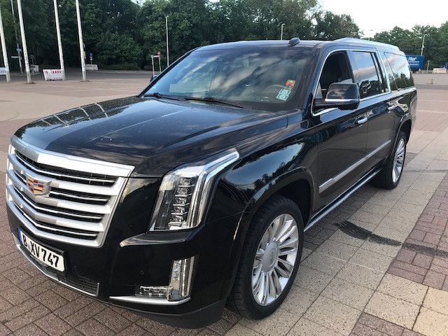 Cadillac Escalade 125.000 km 43.000 € Berlin 14055