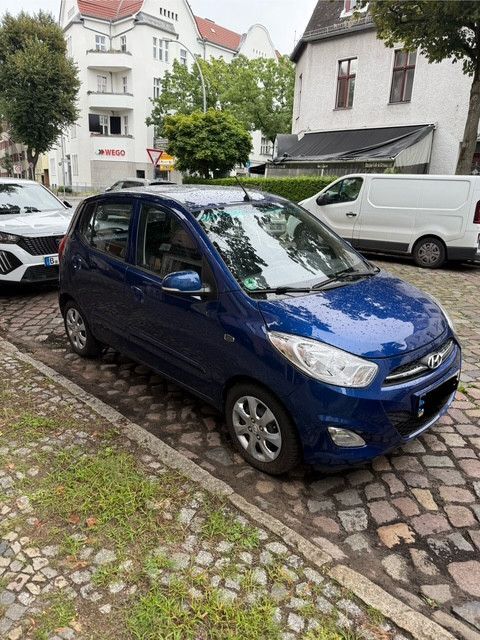 i10