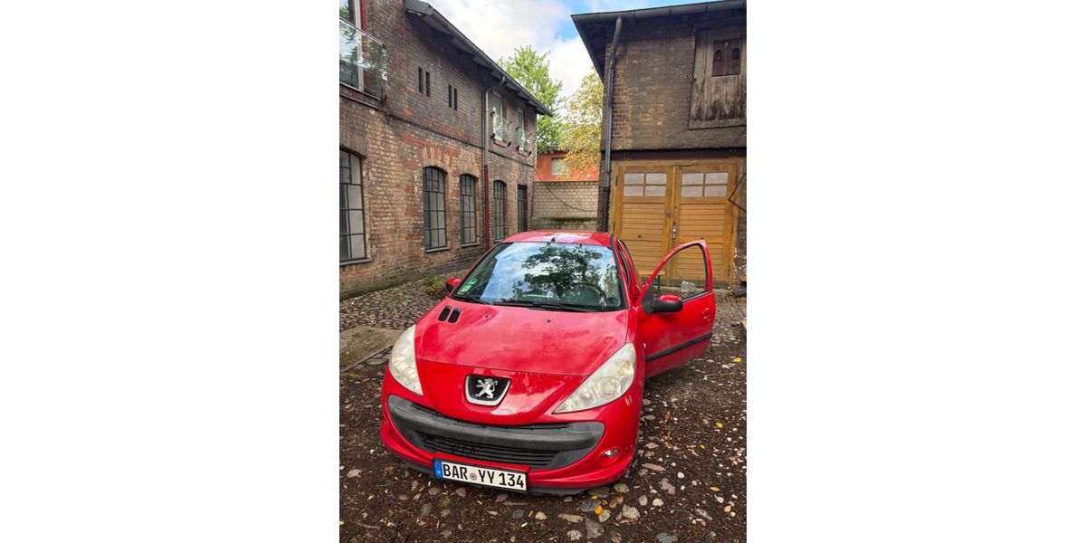 Peugeot 206 267.000 km 800 &euro; Berlin 10584