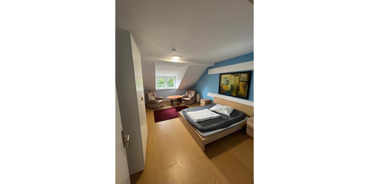 Dachgeschoßwohnung Hohen Neuendorf Borgsdorf - 1 Zimmer, 25 m&sup2;, 20&euro; | Angebot:24703278