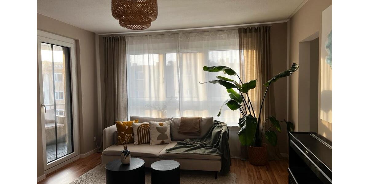 Etagenwohnung Berlin Friedrichshain-Kreuzberg - 1.5 Zimmer, 42 m&sup2;, 1.500&euro; | Angebot:26170000