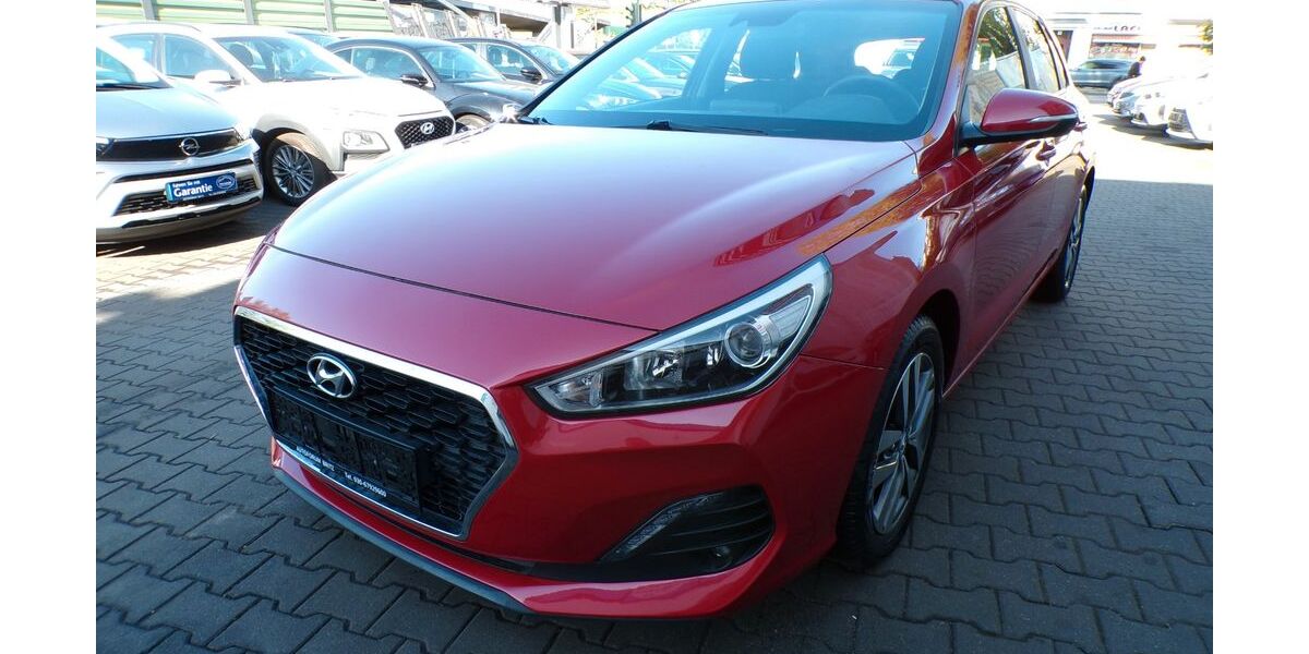 Hyundai i30 86.000 km 14.990 &euro; Berlin 12347