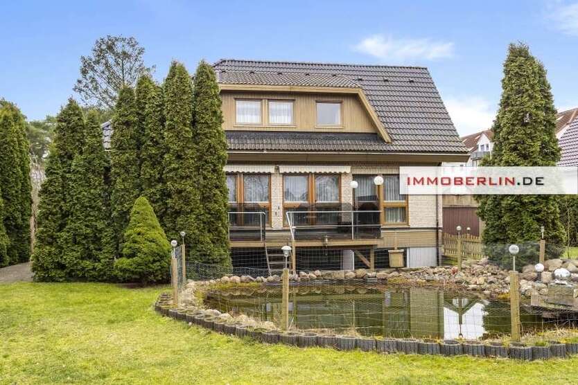 Haus zum Kaufen in Blankenfelde-Mahlow 1.499.000 € 340 m²