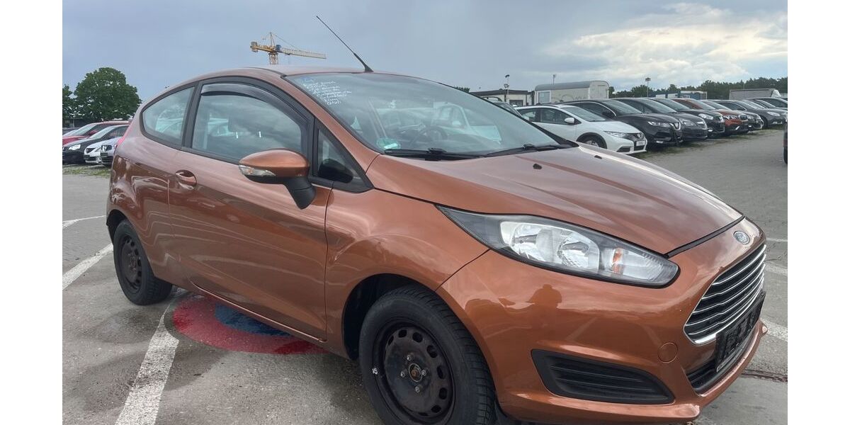 Ford Fiesta 137.522 km 3.799 &euro; Mittenwalde 15749