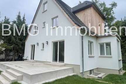 Haus Berlin Steglitz-Zehlendorf - 9 Zimmer, 201 m&sup2;, 4.900&euro; | Angebot:27080272