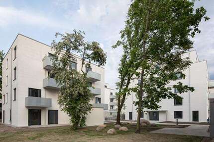 Wohnung Berlin Niederschönhausen - 2.5 Zimmer, 67 m&sup2;, 1.234&euro; | Angebot:26605356