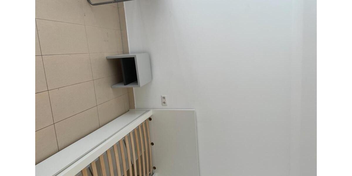 Etagenwohnung Berlin Steglitz-Zehlendorf - 1 Zimmer, 34 m&sup2;, 656&euro; | Angebot:26476925