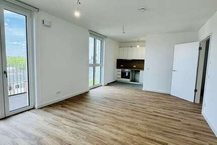 Wohnung Berlin Tempelhof-Schöneberg - 4 Zimmer, 94 m&sup2;, 2.475&euro; | Angebot:25627401