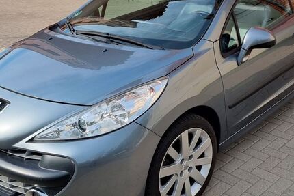 Peugeot 207 115.450 km 5.000 € Berlin 12489