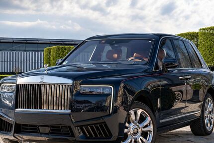 Rolls Royce Cullinan 15.300 km 419.000 &euro; Berlin 12203