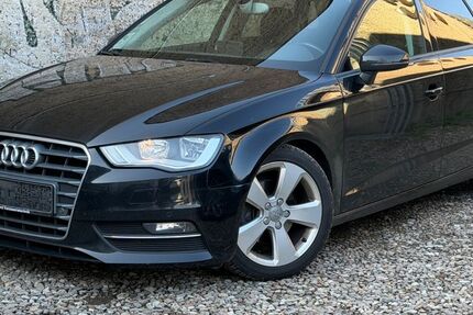 Audi A3 247.000 km 8.950 &euro; Berlin 10245