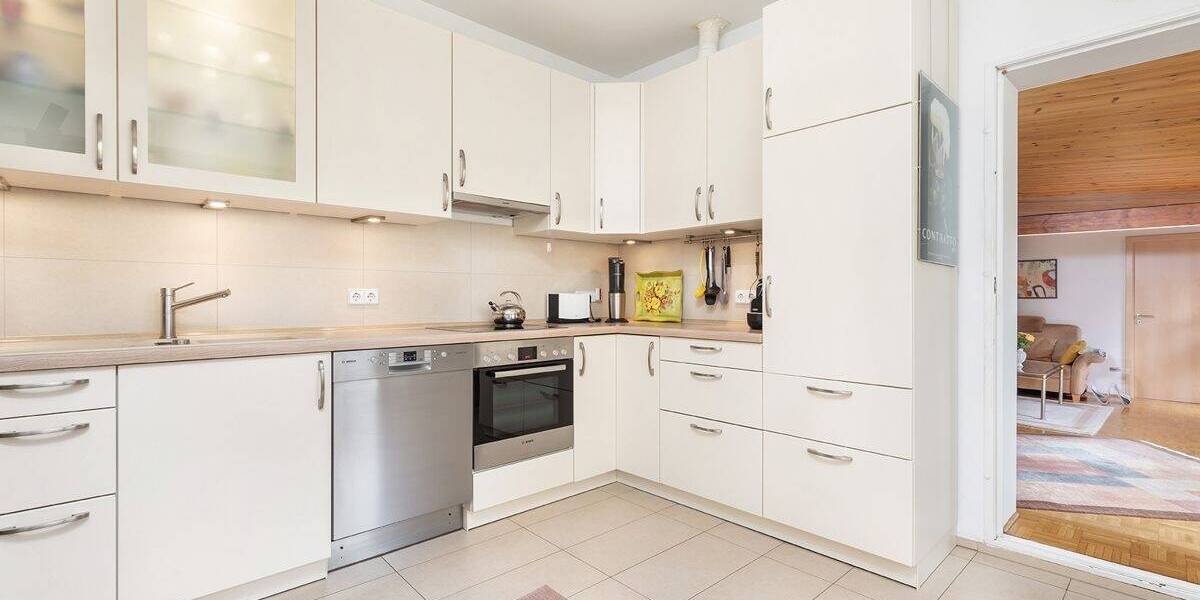 Etagenwohnung Berlin Wilmersdorf - 4 Zimmer, 135 m&sup2;, 795.000&euro; | Angebot:25746256