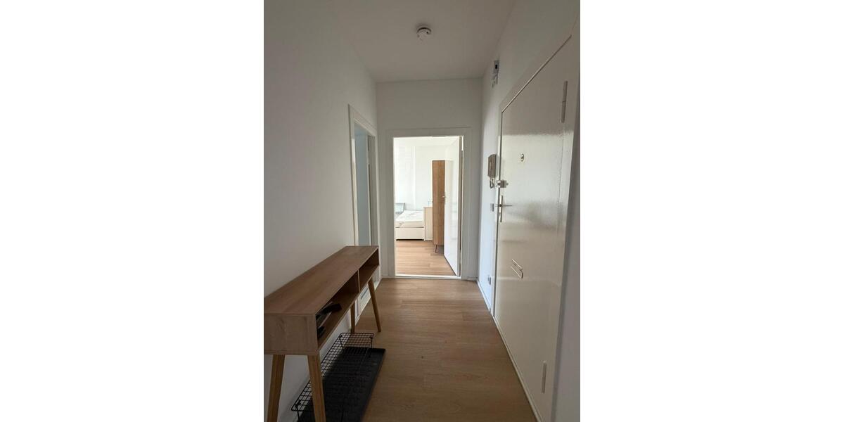 Etagenwohnung Berlin Charlottenburg-Wilmersdorf - 1 Zimmer, 39 m&sup2;, 1.200&euro; | Angebot:26690402