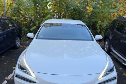 Toyota Mirai 13.700 km 22.000 € Berlin 10409