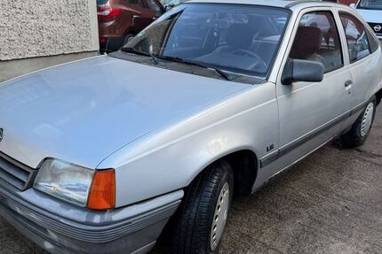Opel Kadett 97.135 km 700 &euro; Berlin 10247