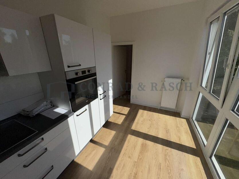 Geräumige 4-Zimmer-Wohnung mit Stellplatz – Ihr neues Zuhause wartet zimmer