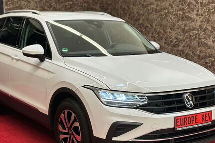 VW Tiguan 124.500 km 23.390 € Eichwalde 15732