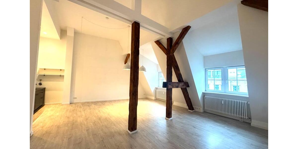 Dachgeschoßwohnung Berlin Mitte - 3 Zimmer, 92 m&sup2;, 590.000&euro; | Angebot:25962421