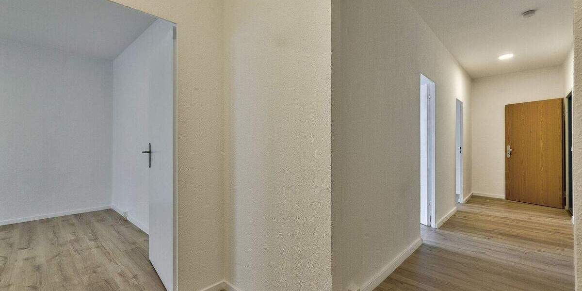 Etagenwohnung Berlin Neu-Hohenschönhausen - 3 Zimmer, 70 m&sup2;, 234.000&euro; | Angebot:25700525