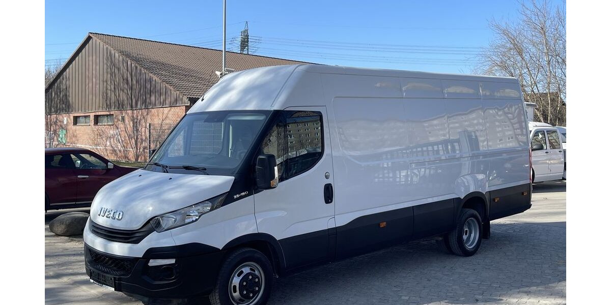 IVECO Andere 279.000 km 11.990 &euro; Berlin 12681