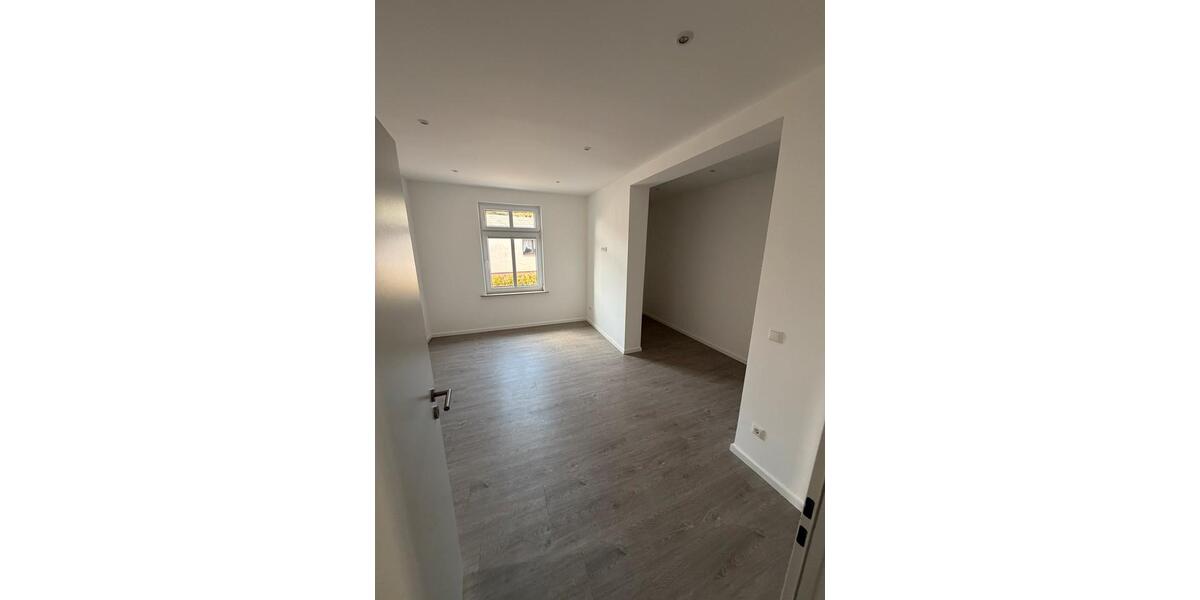 Terrassenwohnung Schöneiche bei Berlin - 4 Zimmer, 123 m&sup2;, 1.750&euro; | Angebot:25794135
