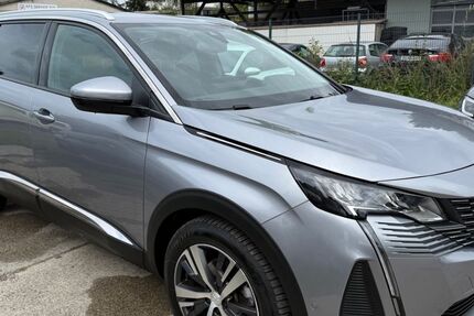 Peugeot 5008 95.341 km 21.590 € Berlin 12349