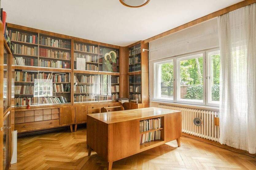 Rarität unweit des Griebnitzsees - Einfamilienhaus aus den 1930er Jahren in der Villenkolonie Neubabelsberg 6 zimmer