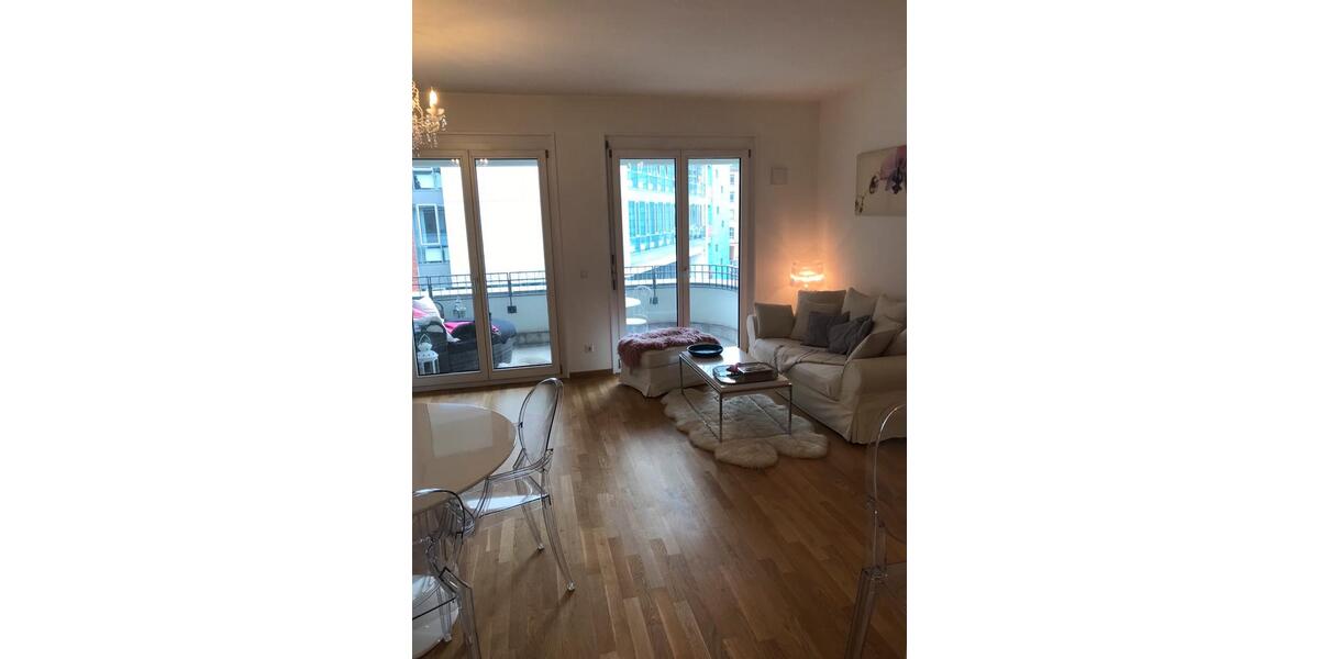 Etagenwohnung Berlin Mitte - 2 Zimmer, 65 m&sup2;, 1.780&euro; | Angebot:24719273